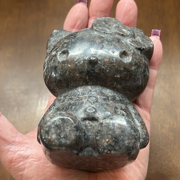 Hello Kitty Yooperlite Carving UV Reactive NWOT - Picture 17 of 17